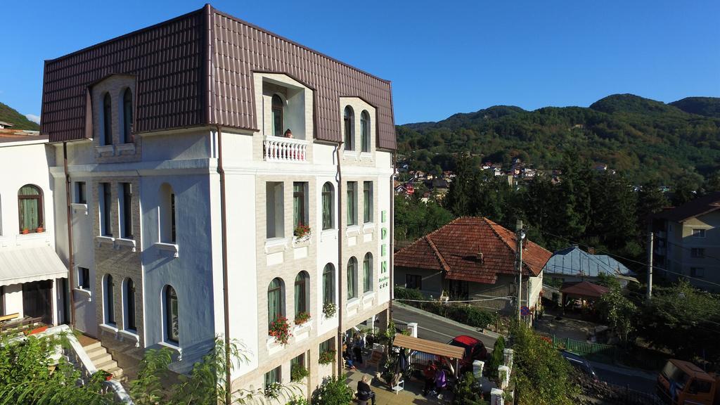 Pensiunea Eden Băile Olăneşti Exteriér fotografie